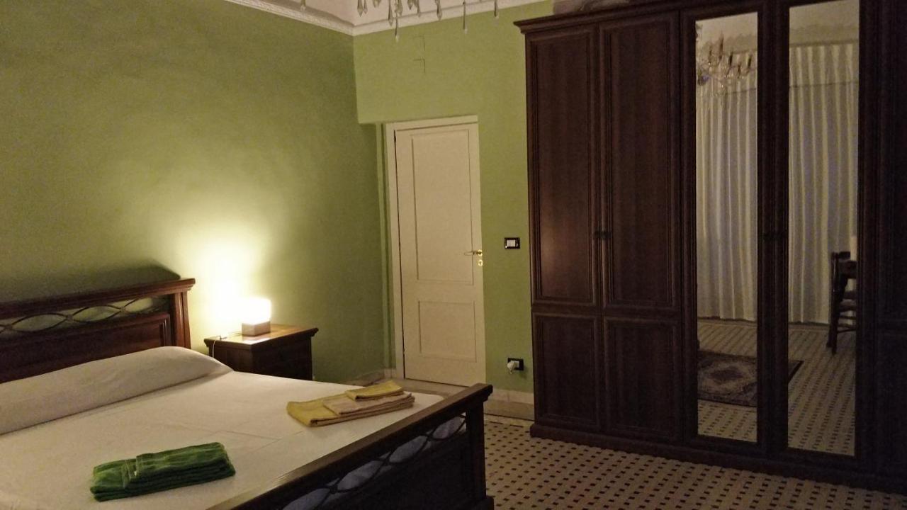 Apartament Adriano'S House Catania Cathedral First Floor Zewnętrze zdjęcie