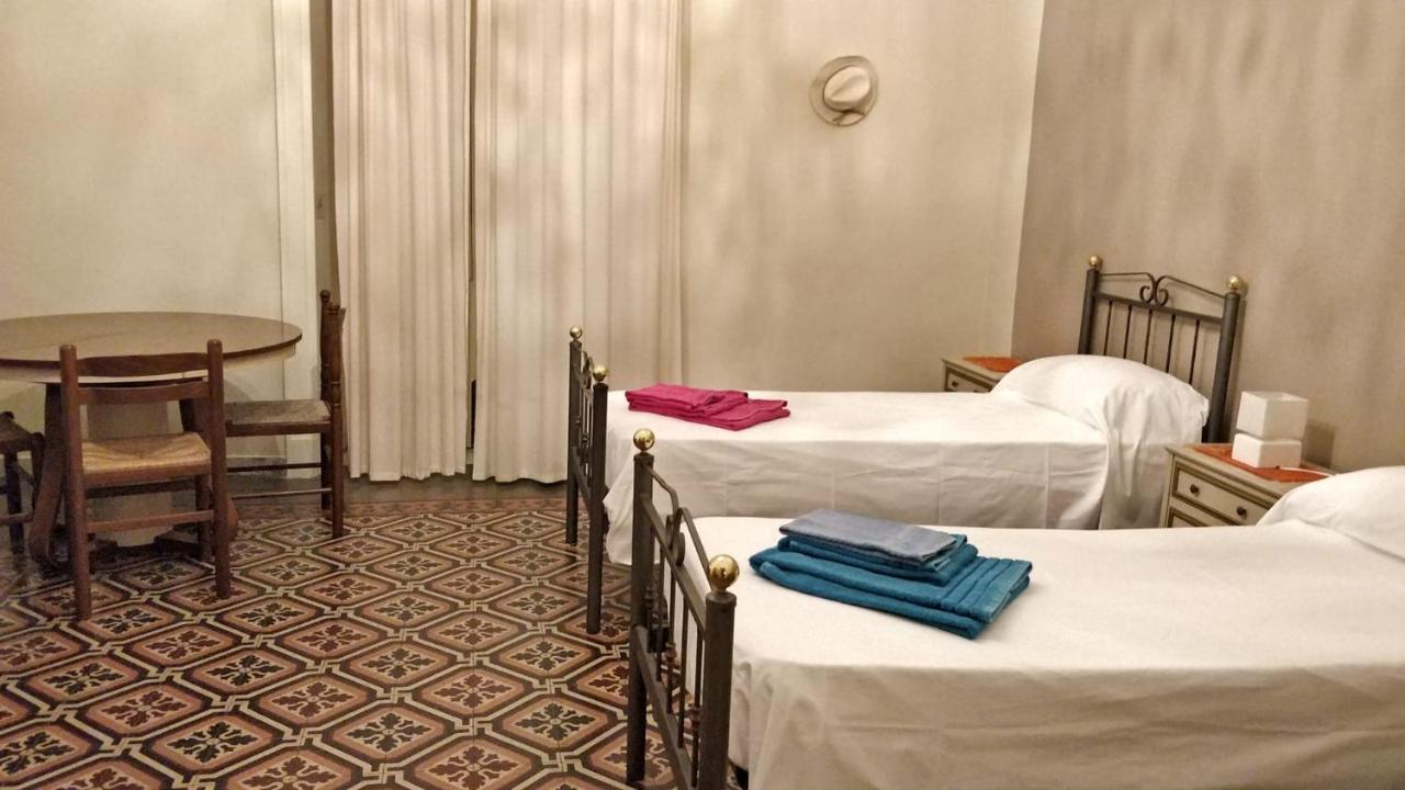 Apartament Adriano'S House Catania Cathedral First Floor Zewnętrze zdjęcie